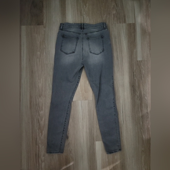 👖 Loft - The Sculpt Jegging - Picture 2 of 9